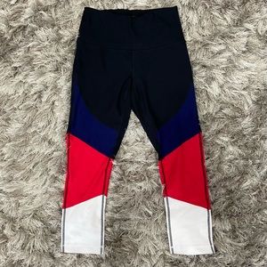 90 Degree by reflex women colour block 3/4 length workout leggings. Size S. Used